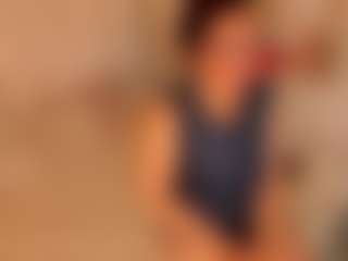 Clhoe Johnson's Live Sex Cam Show