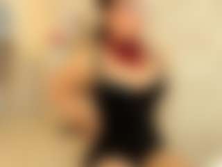 Clhoe Johnson's Live Sex Cam Show