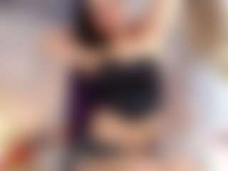Lilith-12's Live Sex Cam Show