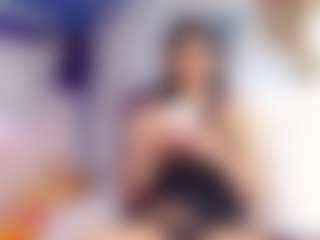 Live cam show with Lilith-12 - Black Hair on Camsoda