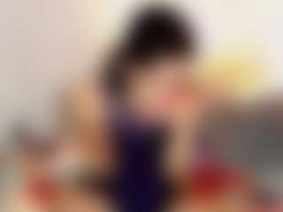 Lilith-12's Live Sex Cam Show
