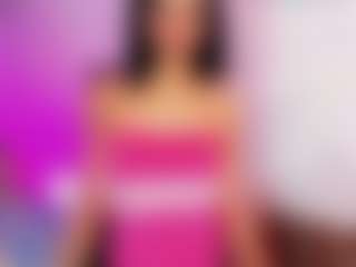 Live cam show with Lilith-12 - Average on Camsoda