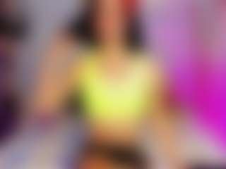 Live cam show with Lilith-12 - Black Hair on Camsoda