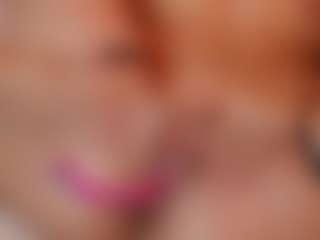 AileenAxa's Live Sex Cam Show