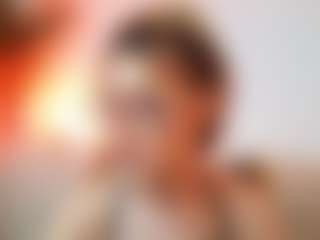 Live cam show with AileenAxa - Smoking on Dolls Live