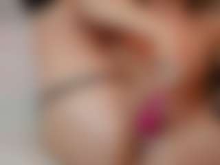 AileenAxa's Live Sex Cam Show