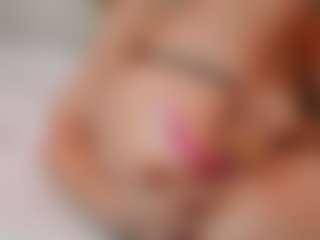 AileenAxa's Live Sex Cam Show