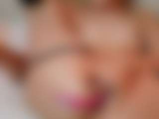 AileenAxa's Live Sex Cam Show