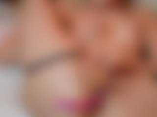 AileenAxa's Live Sex Cam Show