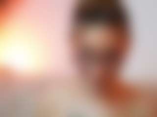 AileenAxa's Live Sex Cam Show