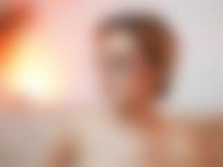 AileenAxa's Live Sex Cam Show