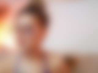 AileenAxa's Live Sex Cam Show