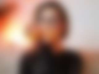 AileenAxa's Live Sex Cam Show