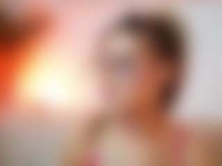 AileenAxa's Live Sex Cam Show