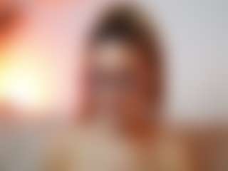 AileenAxa's Live Sex Cam Show