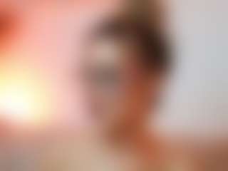 AileenAxa's Live Sex Cam Show