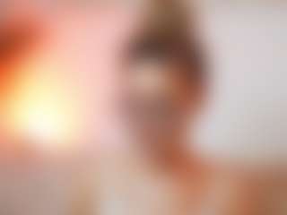 AileenAxa's Live Sex Cam Show