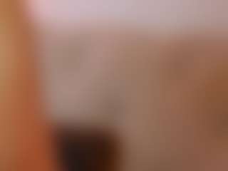 AileenAxa's Live Sex Cam Show