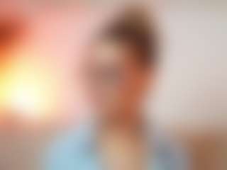 AileenAxa's Live Sex Cam Show