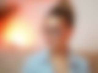AileenAxa's Live Sex Cam Show