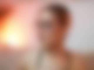 AileenAxa's Live Sex Cam Show