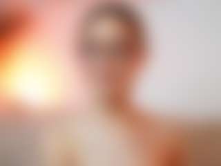 AileenAxa's Live Sex Cam Show