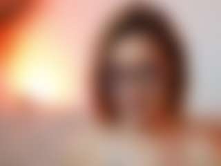 AileenAxa's Live Sex Cam Show