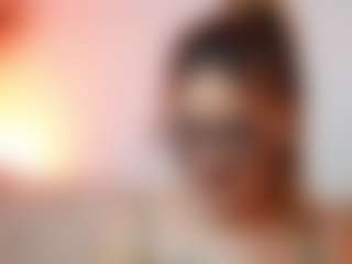 AileenAxa's Live Sex Cam Show