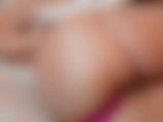 AileenAxa's Live Sex Cam Show