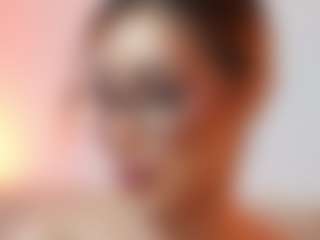 AileenAxa's Live Sex Cam Show