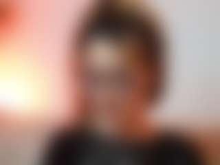 AileenAxa's Live Sex Cam Show