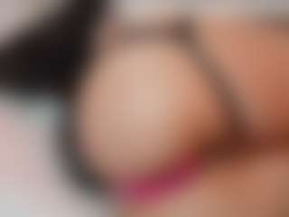 AileenAxa's Live Sex Cam Show