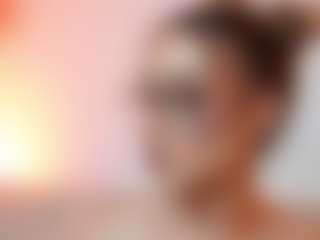AileenAxa's Live Sex Cam Show