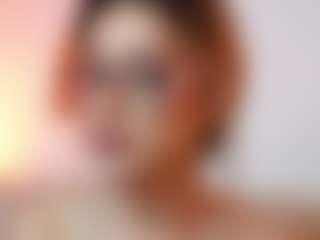 AileenAxa's Live Sex Cam Show