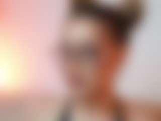 AileenAxa's Live Sex Cam Show