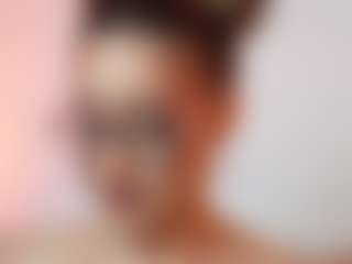 AileenAxa's Live Sex Cam Show