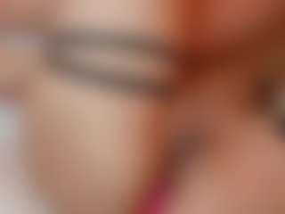 AileenAxa's Live Sex Cam Show
