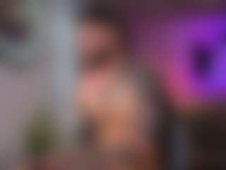 Live cam show with FrankFarrell - Latino on Camsoda