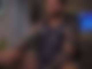 Live cam show with FrankFarrell - Spank on pussylord.com