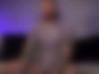 Live cam show with FrankFarrell - Big Cock on Camsoda