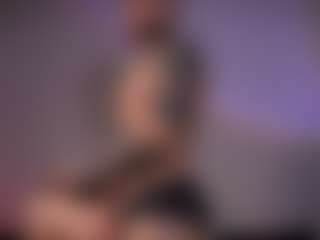 Live cam show with FrankFarrell - Atm on CamClone