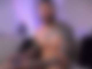 Spettacolo in cam dal vivo con FrankFarrell - Beardy su Camsoda
