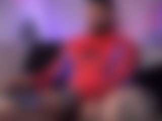 Live cam show with FrankFarrell - Black Hair on xDating