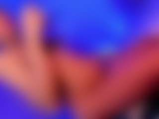 Live cam show with malikalena - HD on Camsoda