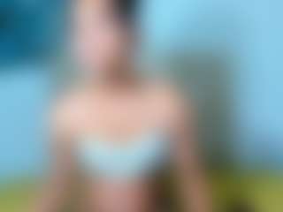 Live cam show with malikalena - Big Balls on Big Tits