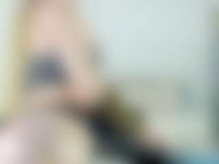 Live cam show with 01-Brendaa - Latina on dropp.cam | colombia
