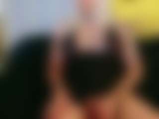 Live cam show with AlenaRios - Tease on livesuperchat.net