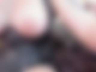 Live cam show with AlenaRios - Caucasian on LiveSexCams6