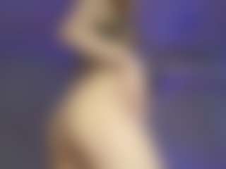 Live cam show with Tate - Dirty Talk on Big Tits