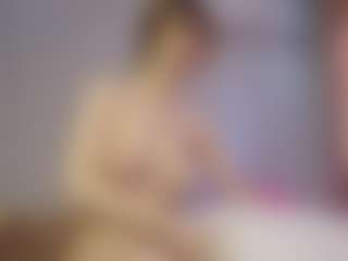 Live cam show with Tate - Teen (18+) on CamClone